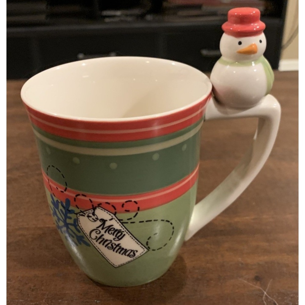 Christmas Holiday Mug with Snowman Handle and‎ Festive Design